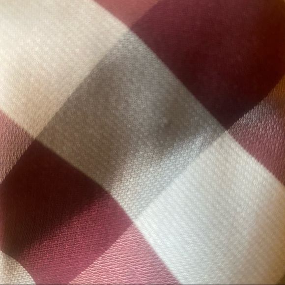 Really clean men’s tie grey and Burgundy - Picture 2 of 3